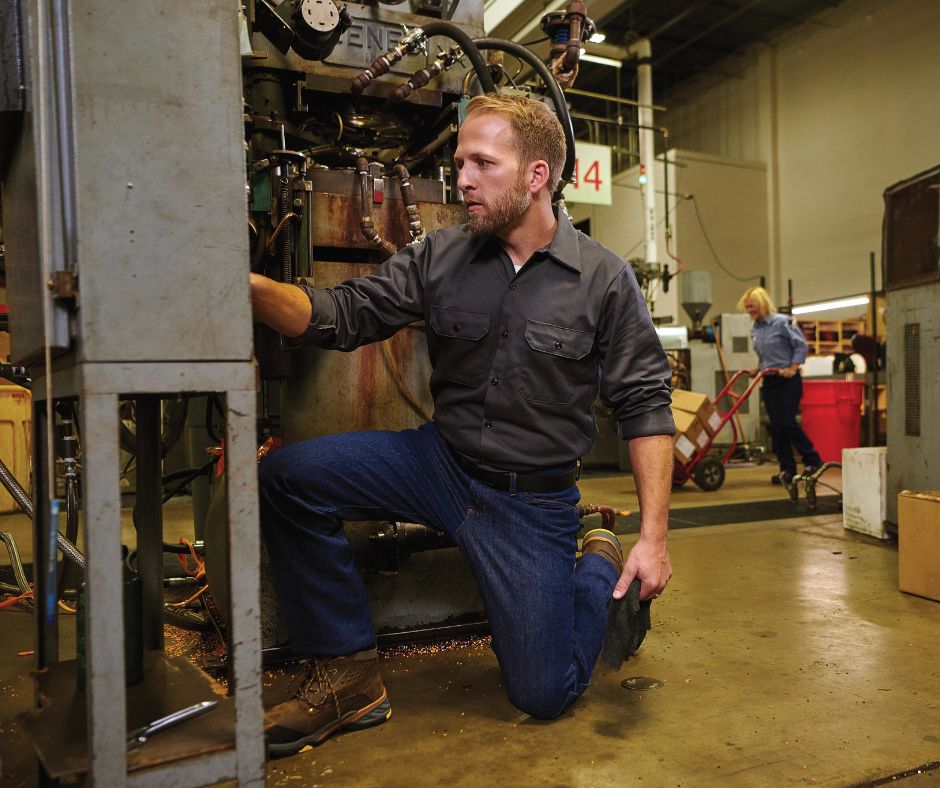 manufacturing uniform employee